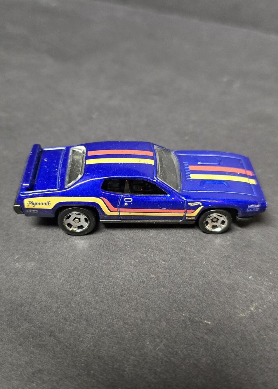 Hot Wheels Plymouth Die-Cast Car Blue 1:64 Scale Malaysia 2021 V5294 Loose